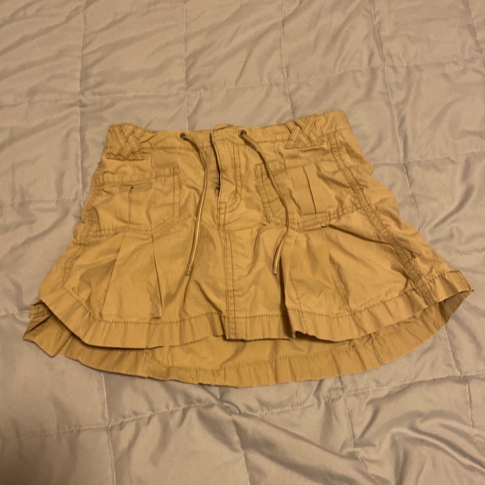 Size 8 tan/beige skort (skirt with shorts) girls Gap skirt❤️